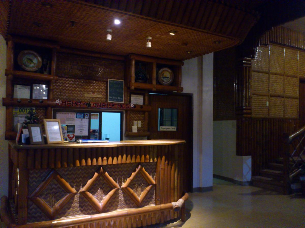 Pagdayon Traveler'S Inn Puerto Princesa Exterior photo