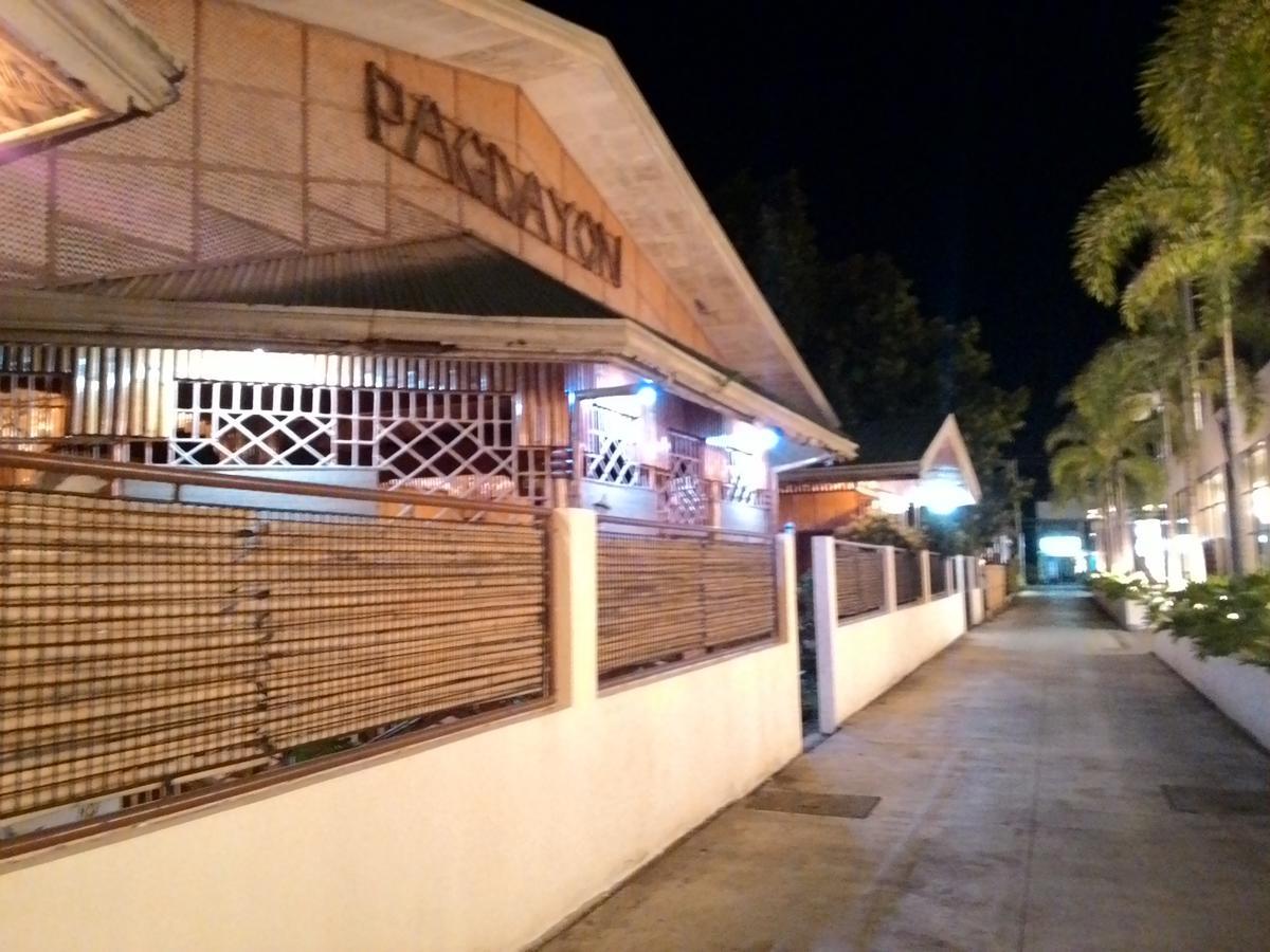 Pagdayon Traveler'S Inn Puerto Princesa Exterior photo